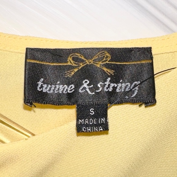 Women’s Yellow Pleated Front Tank Top - Size Small - Picture 3 of 3